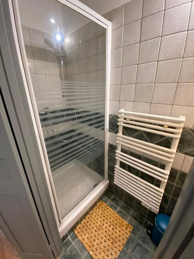 Joli Appartement Cosy Arles 0*,